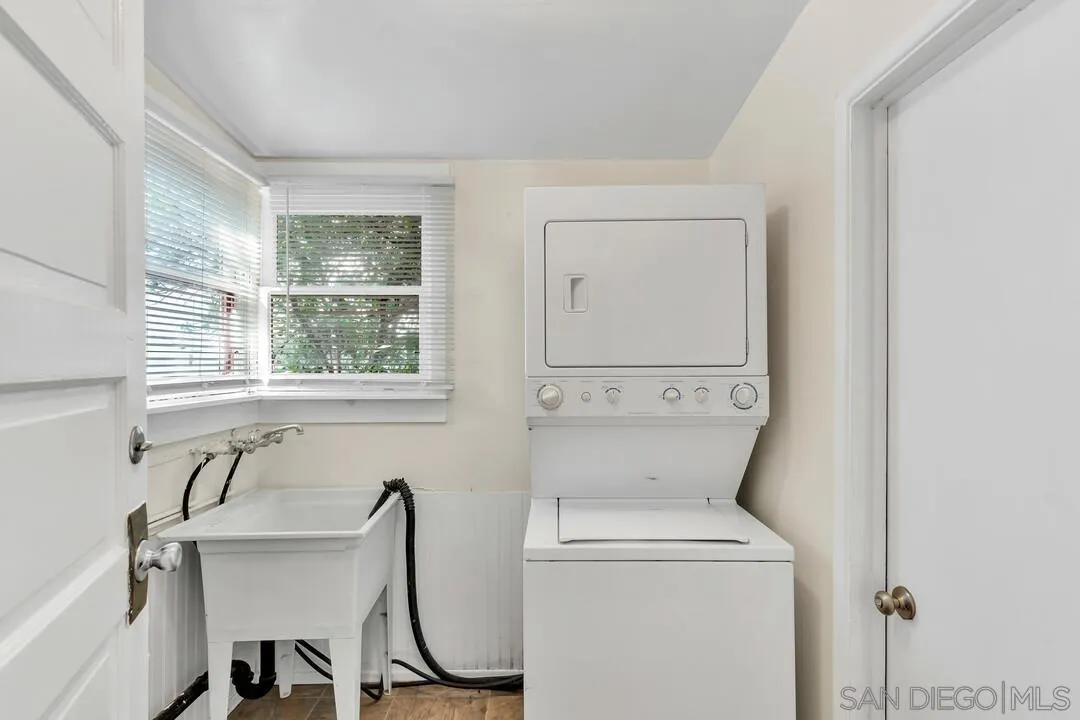 https://cdn.realtyfeed.com/cdn/127/250039095/c7fe9391c21c84adf0ea4217423e7b41.webp
