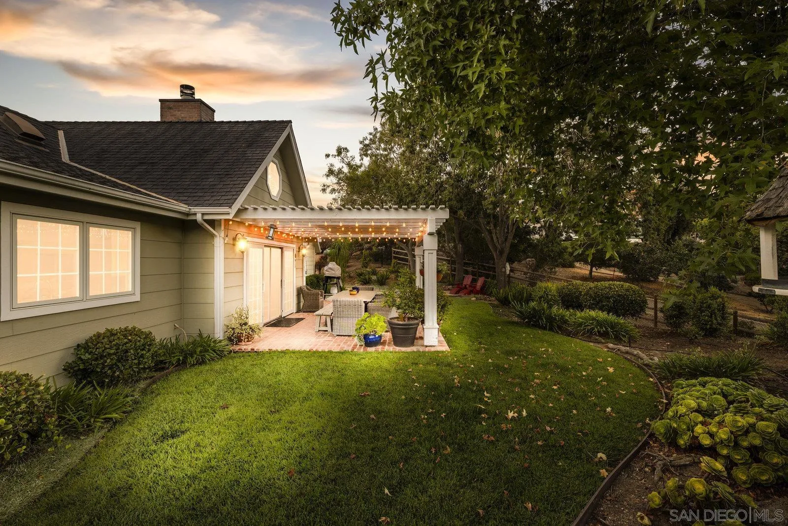 https://cdn.realtyfeed.com/cdn/127/250039097/6d242e97bd0eacf58ff8366e411d6ff5.webp