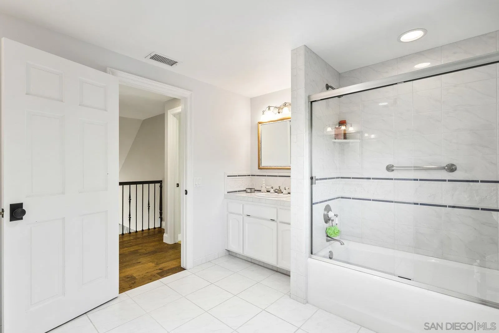 https://cdn.realtyfeed.com/cdn/127/250039097/6e62c719564d23eab0f28b45c0be5460.webp