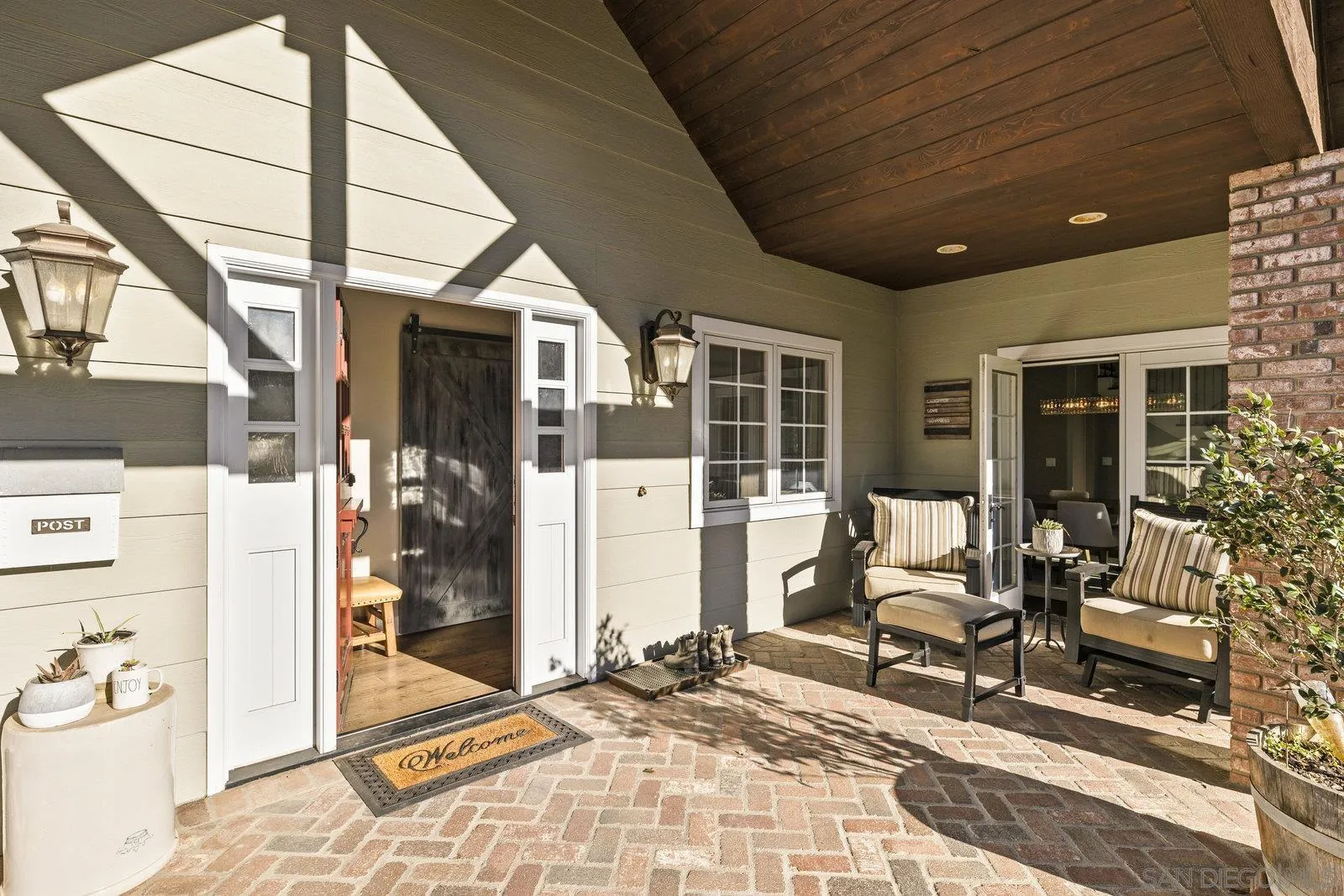 https://cdn.realtyfeed.com/cdn/127/250039097/e5a40e644e31fc5d003b169173380b49.webp