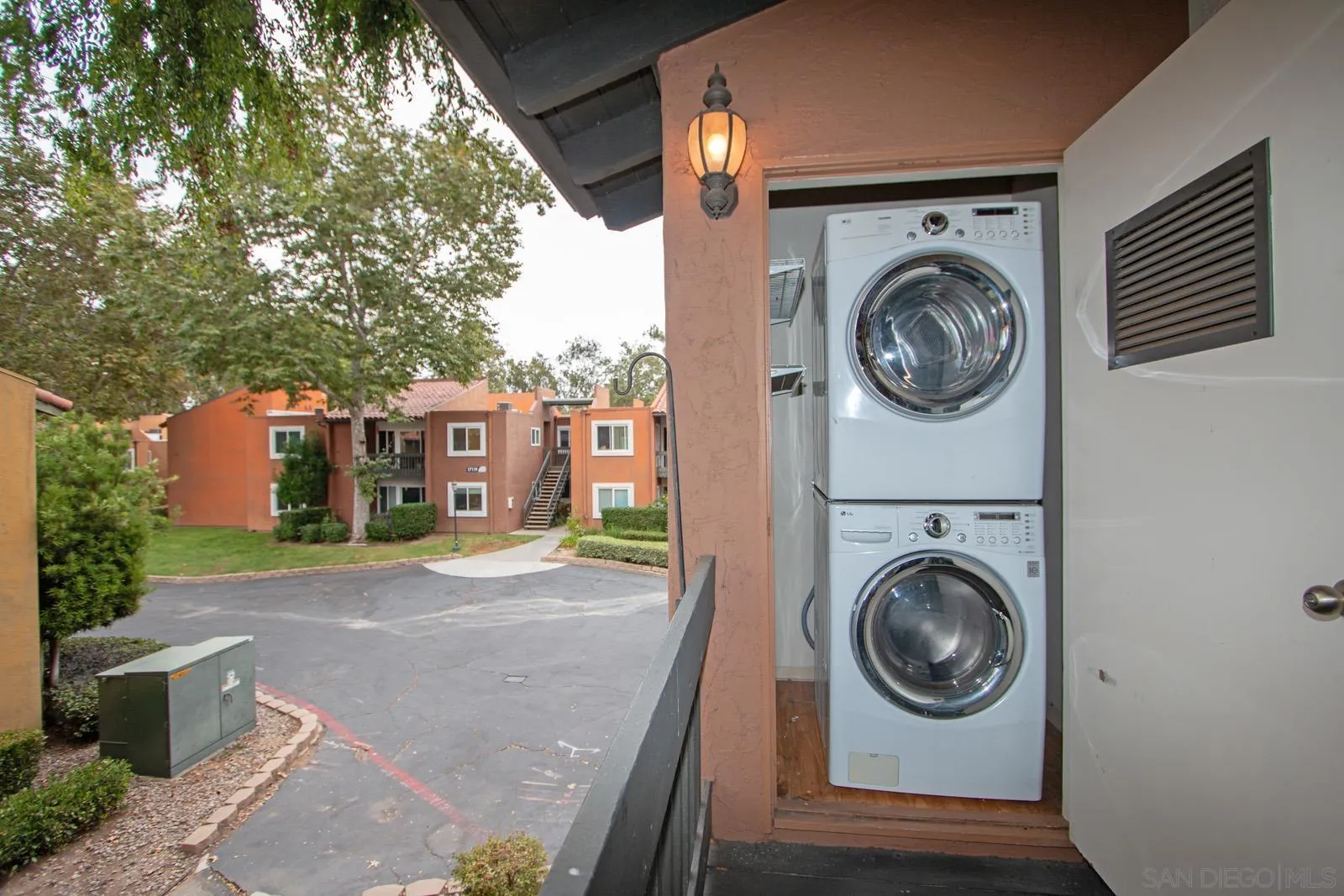 Photo #28: 250039103 Listing: Photo #28