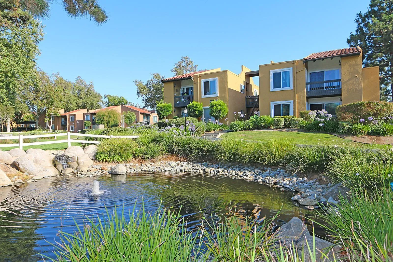 Photo #8: 250039103 Listing: Photo #8