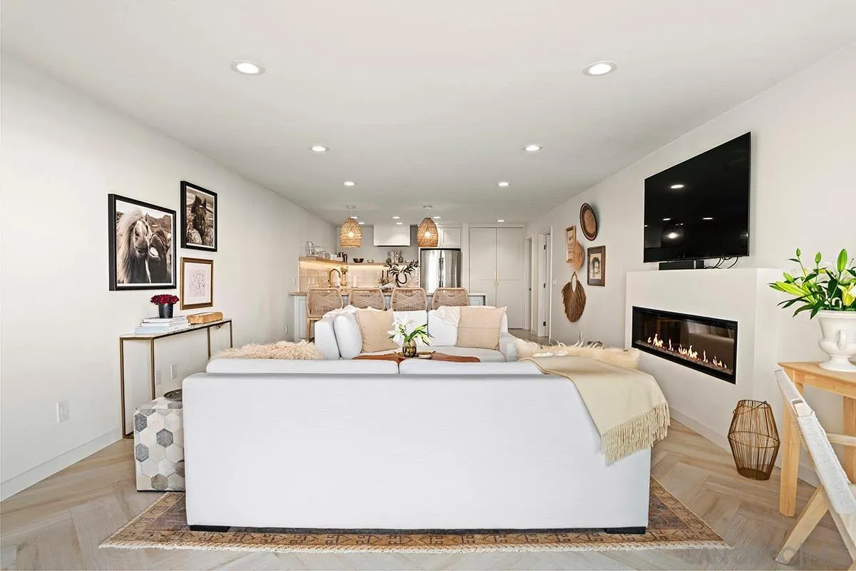 https://cdn.realtyfeed.com/cdn/127/250039122/a92816da4b96adba4792263ada2da577.webp