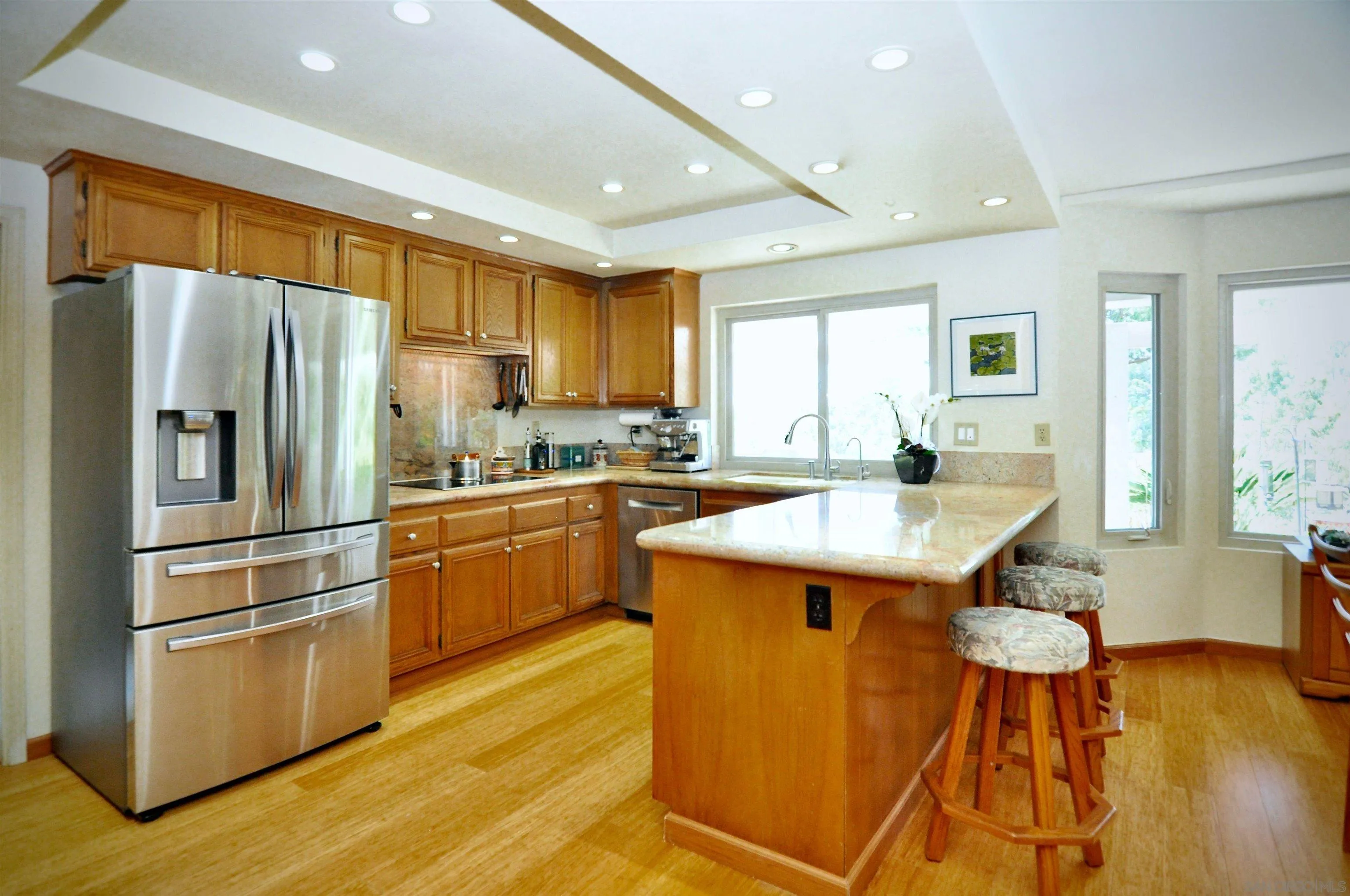https://cdn.realtyfeed.com/cdn/127/250039125/a3da8e549c2ff2eef1cb06f59c7b0483.webp