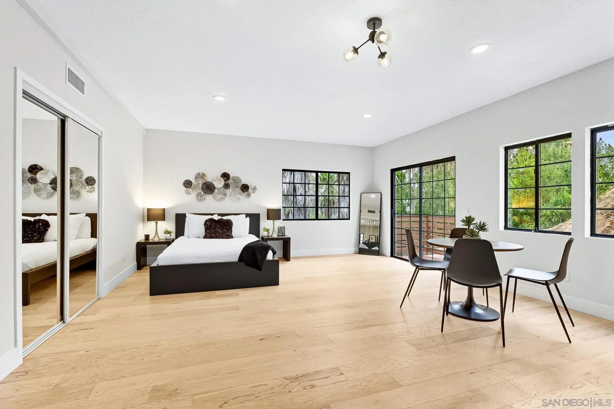 https://cdn.realtyfeed.com/cdn/127/250039132/7a4d3669b14b52f4913157c8929c639f.webp