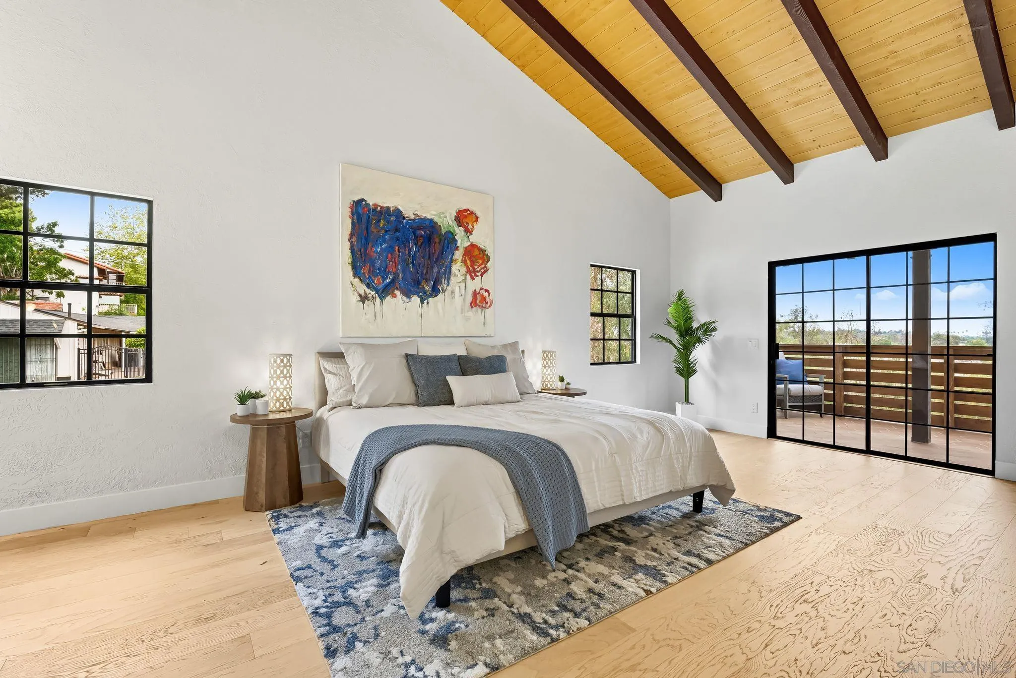 https://cdn.realtyfeed.com/cdn/127/250039132/8b91a491d70aff7dcca3a919f76b9ad7.webp