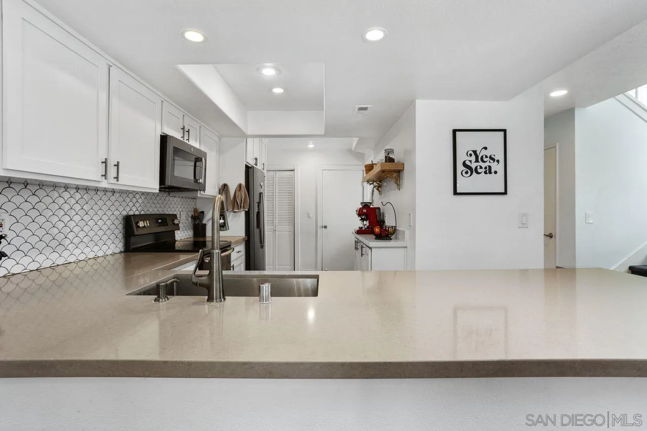 Photo #14: 250039133 Listing: Photo #14