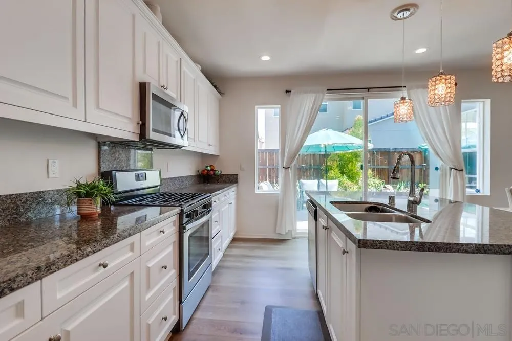 https://cdn.realtyfeed.com/cdn/127/250039134/5bc6bc899e9b9df99e74b353f31d64bc.webp