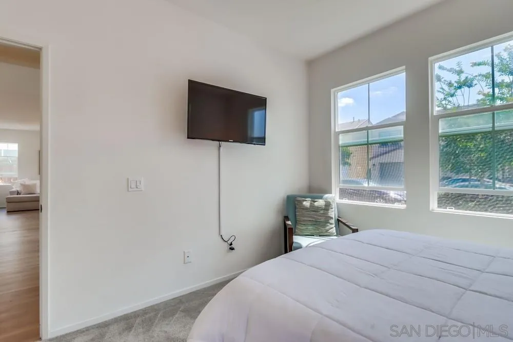 https://cdn.realtyfeed.com/cdn/127/250039134/5e0925177f21d2bc0156893fa8fc75e4.webp