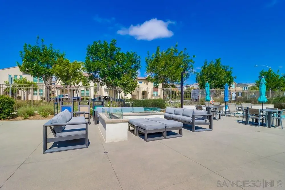 https://cdn.realtyfeed.com/cdn/127/250039134/eef8c587d1325f2089251d6f5b236c20.webp