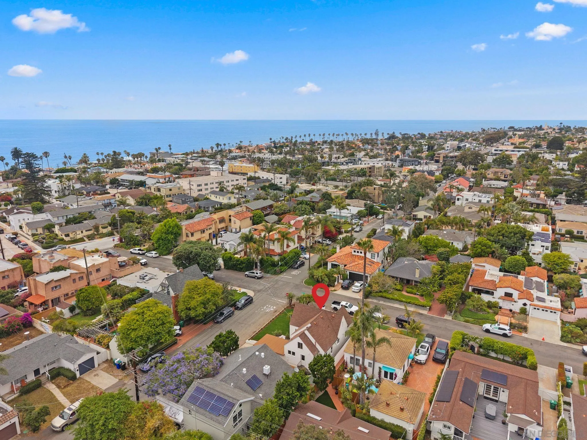 https://cdn.realtyfeed.com/cdn/127/250039136/efcd9a23f939edb3c5540a489ee72aa4.webp