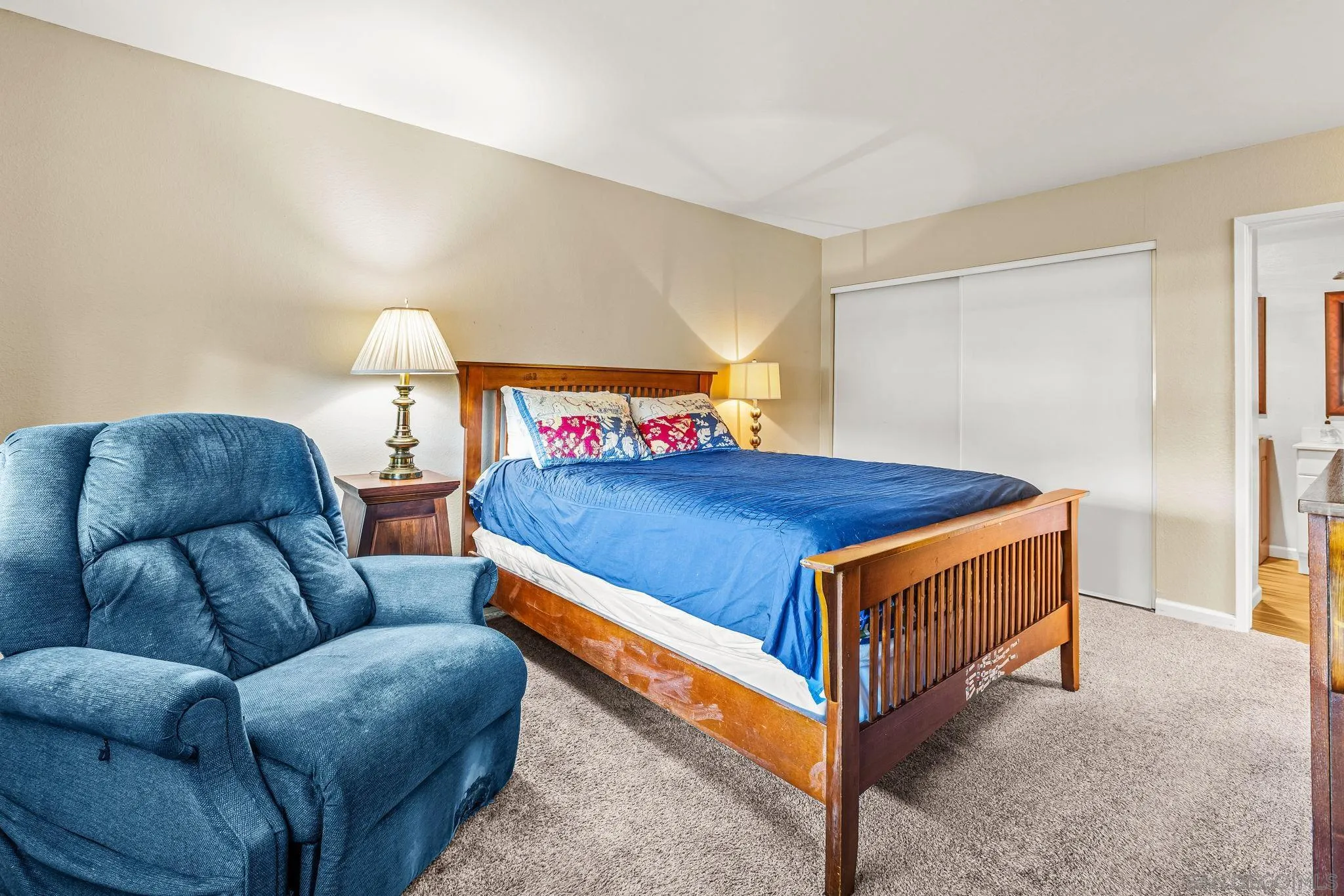 https://cdn.realtyfeed.com/cdn/127/250039137/aace5fa2f555a4b8068b8fc481c0e3c2.webp