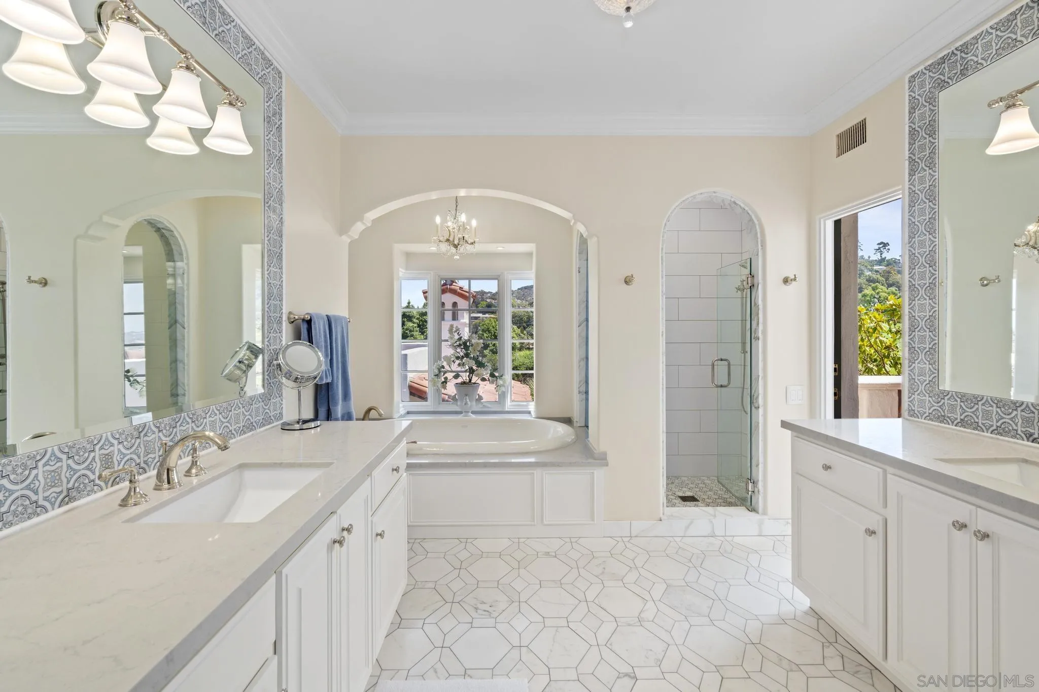https://cdn.realtyfeed.com/cdn/127/250039140/42939d85b0ed175580b4b4b8c2adb8bb.webp
