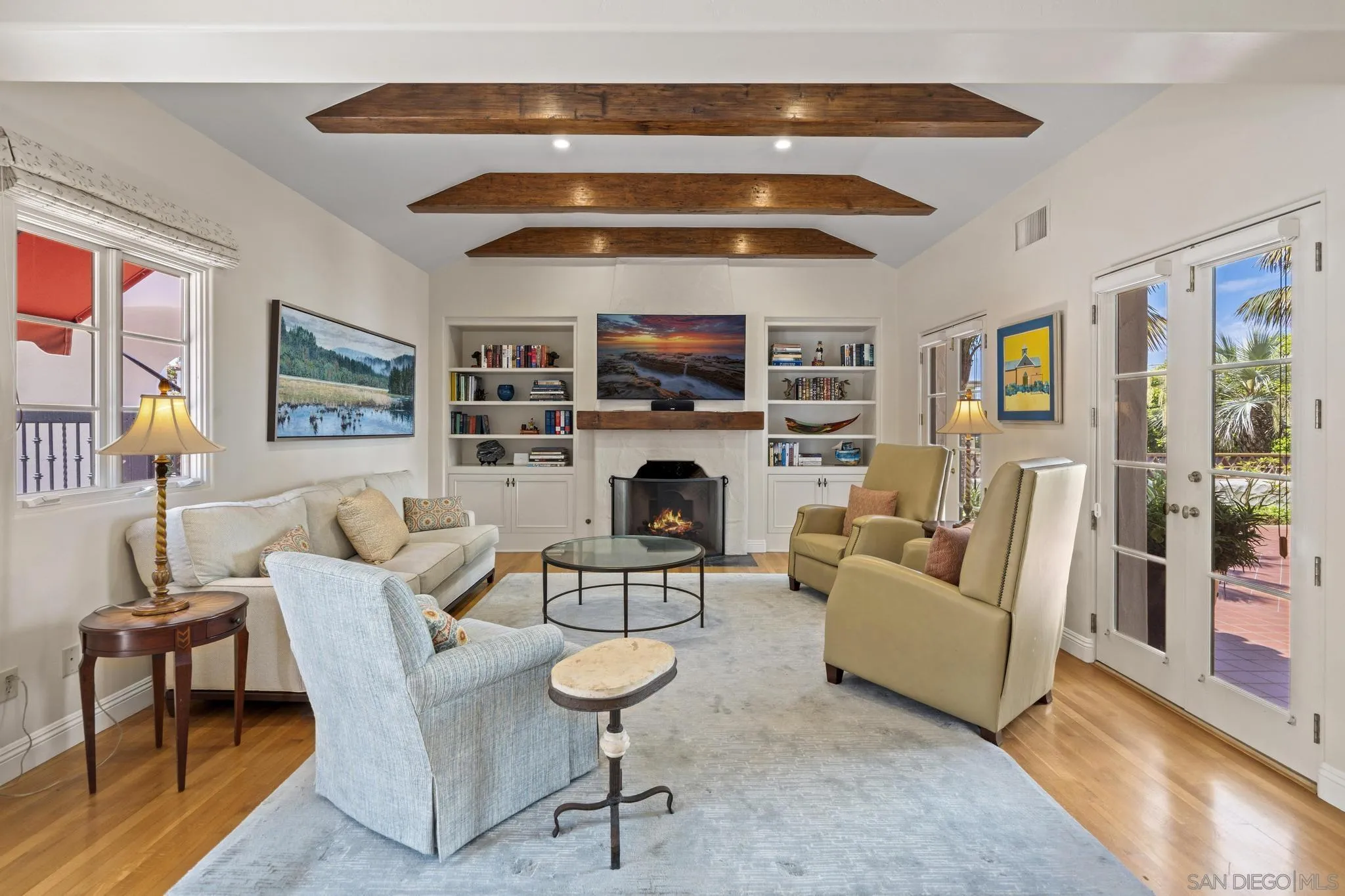 https://cdn.realtyfeed.com/cdn/127/250039140/fe993e55112c3733417c7e37c00da8c5.webp