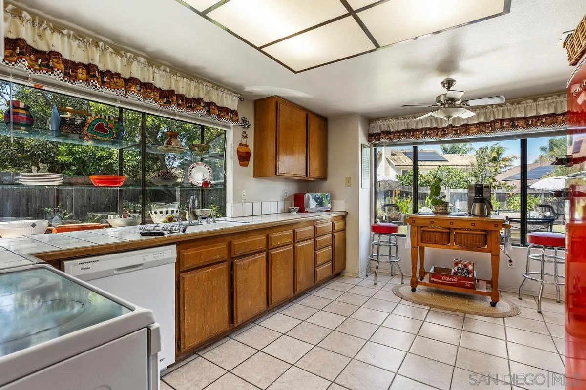 https://cdn.realtyfeed.com/cdn/127/250039145/41ea6dbbcdc58e144042a6fb3579b21e.webp