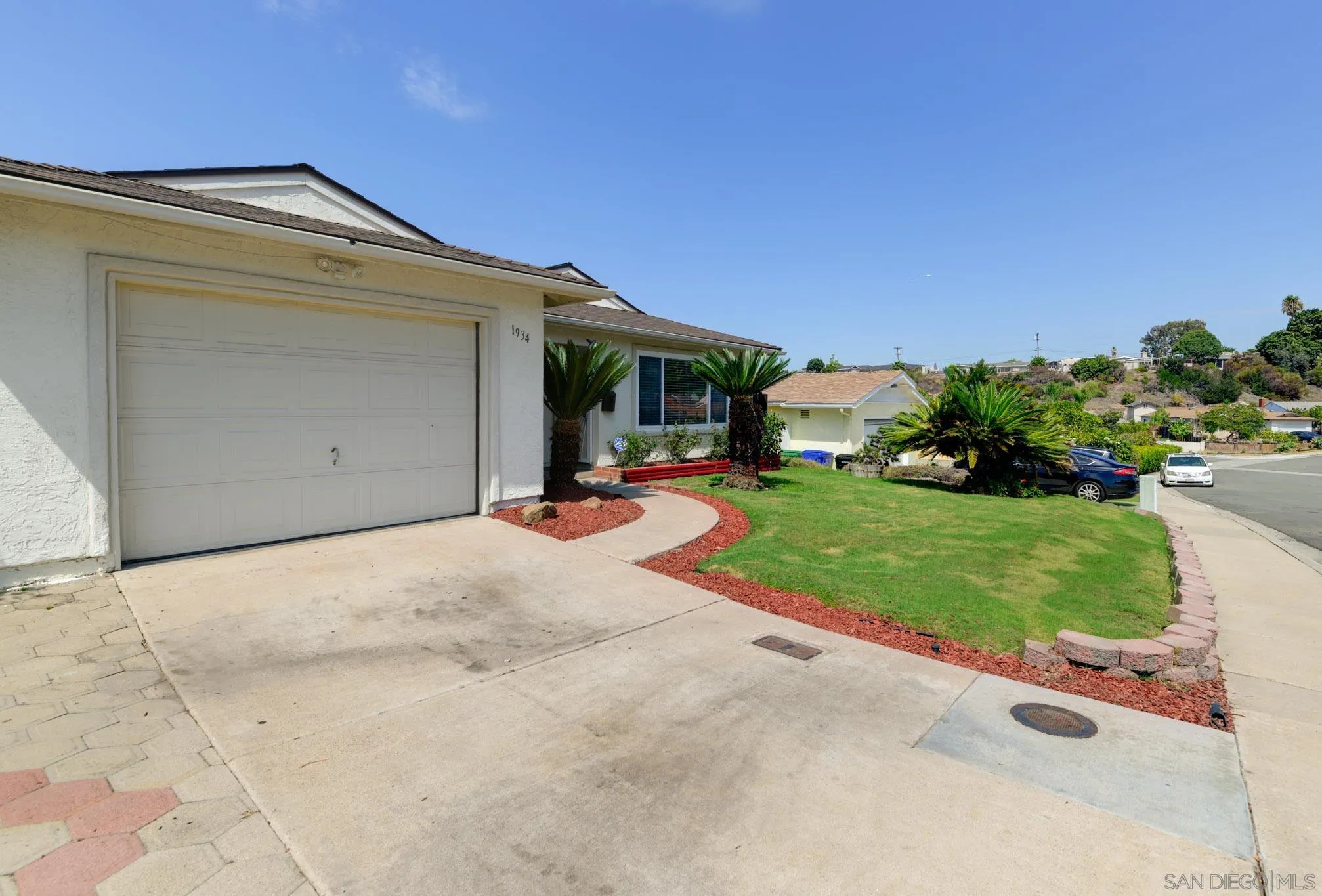 https://cdn.realtyfeed.com/cdn/127/250039155/0cee8ea880d33efefcf4c7e8b1052fc8.webp