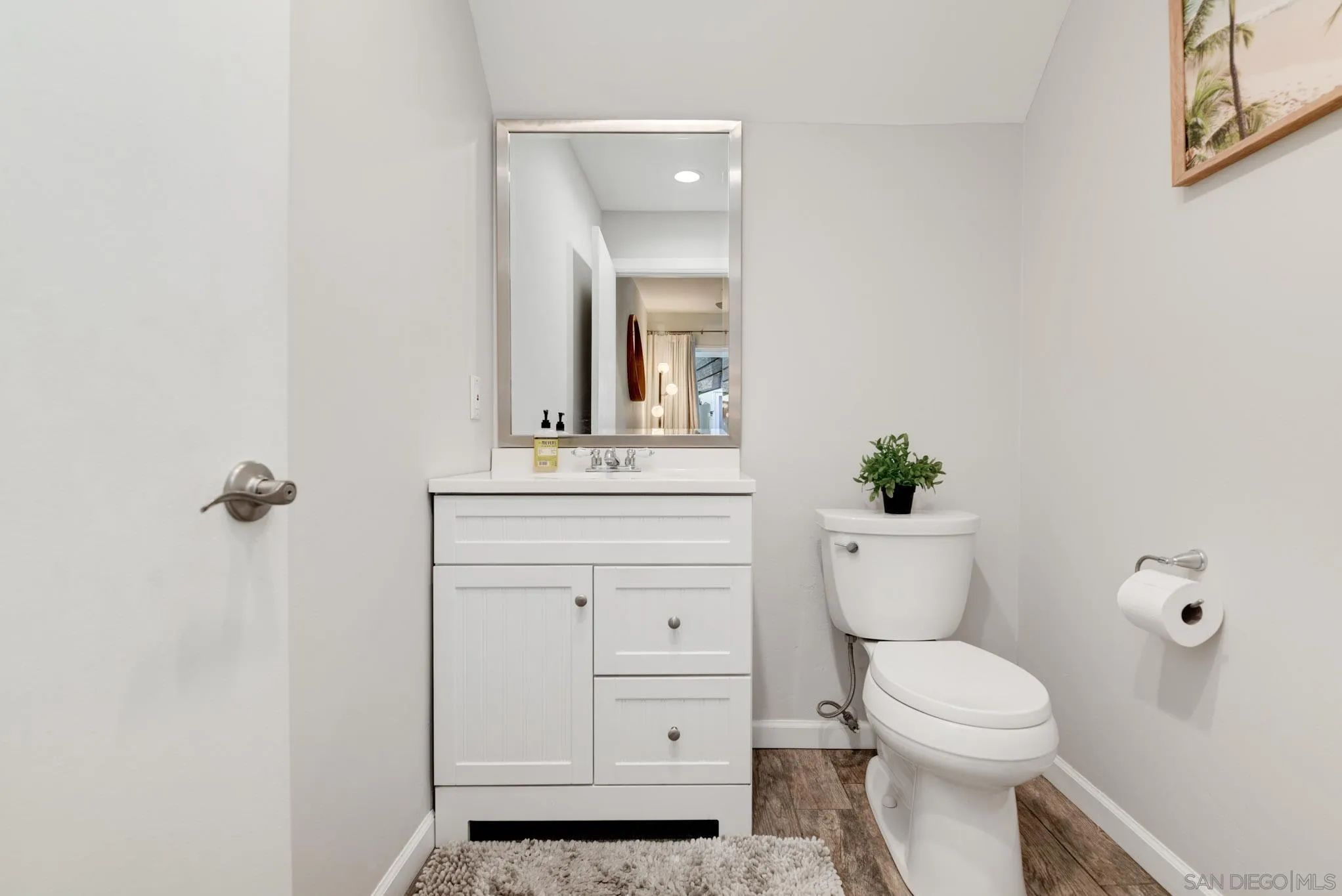 https://cdn.realtyfeed.com/cdn/127/250039160/bd08095d6e98e86df97aa5e1202cca1a.webp