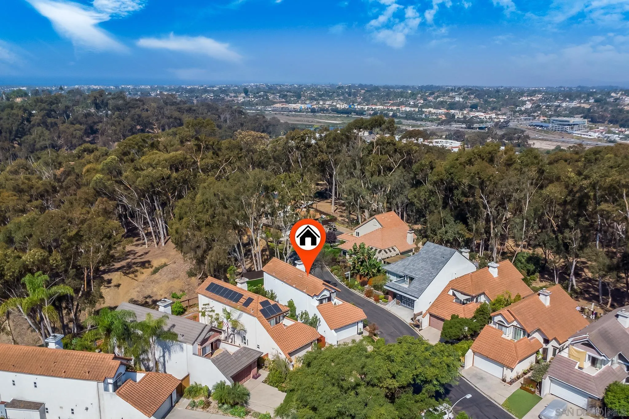 https://cdn.realtyfeed.com/cdn/127/250039177/b1522bfff34ab37e938893a9ddfa1721.webp