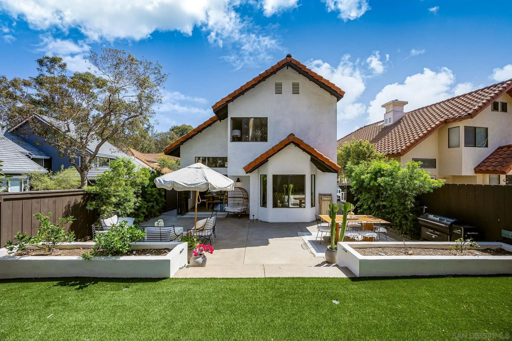 https://cdn.realtyfeed.com/cdn/127/250039177/ba7a447ad5a262aaae97c542f43490b8.webp