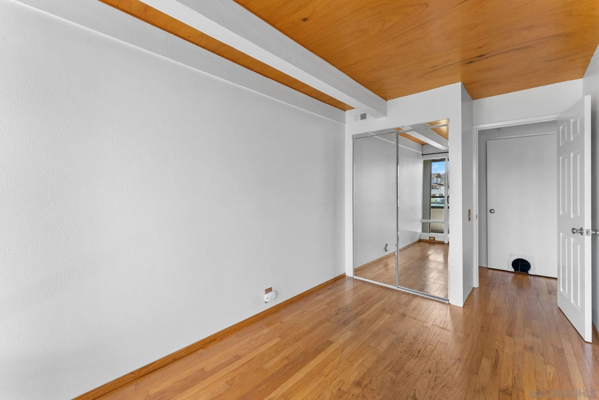 https://cdn.realtyfeed.com/cdn/127/250039179/8747d8b10c81b8f9b68a56fc0955446d.webp
