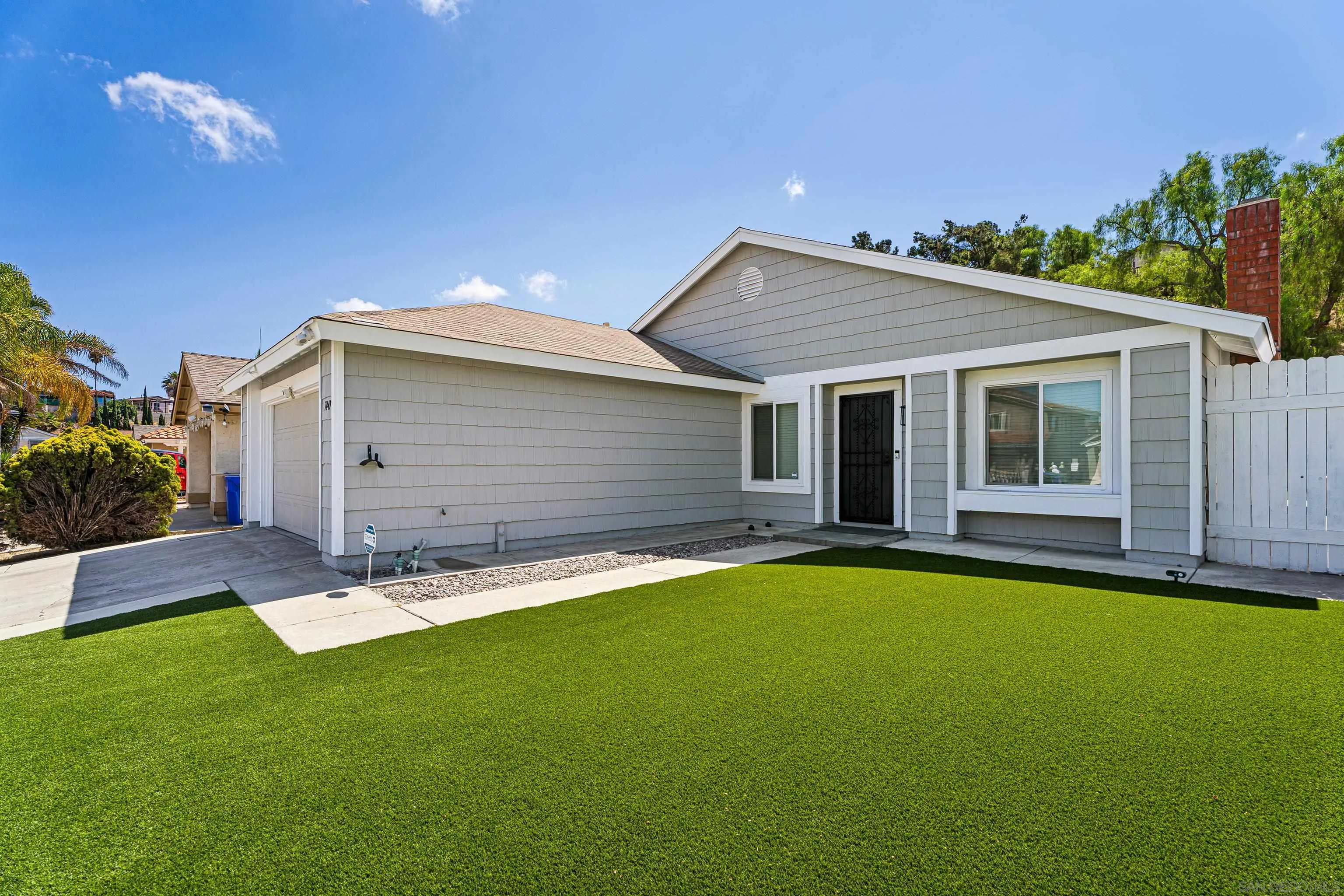 https://cdn.realtyfeed.com/cdn/127/250039181/5fc63307bbea9a9a43a2e95e3ecaab42.webp