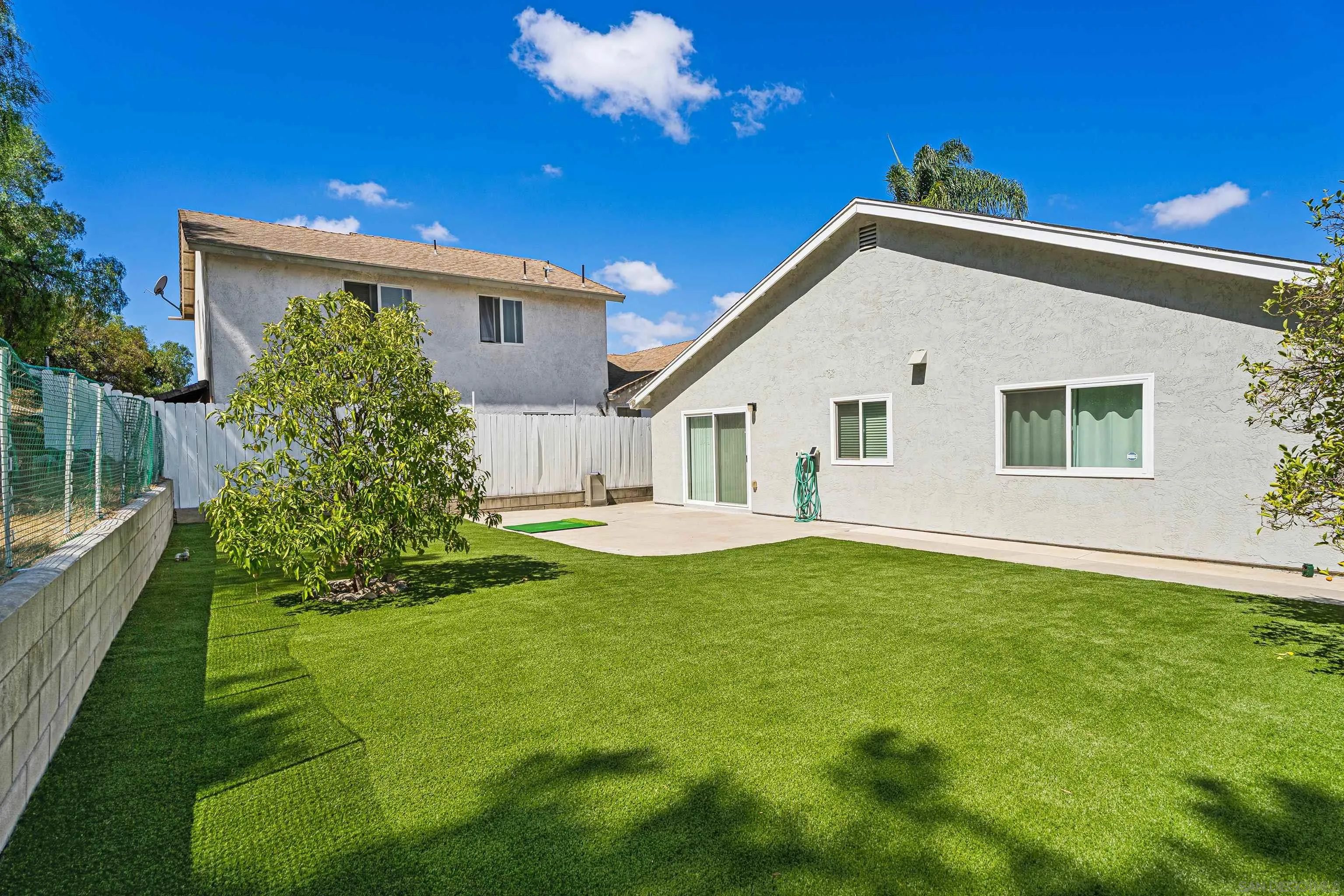 https://cdn.realtyfeed.com/cdn/127/250039181/9fe776c829bef32be01b65b47e97c0d6.webp