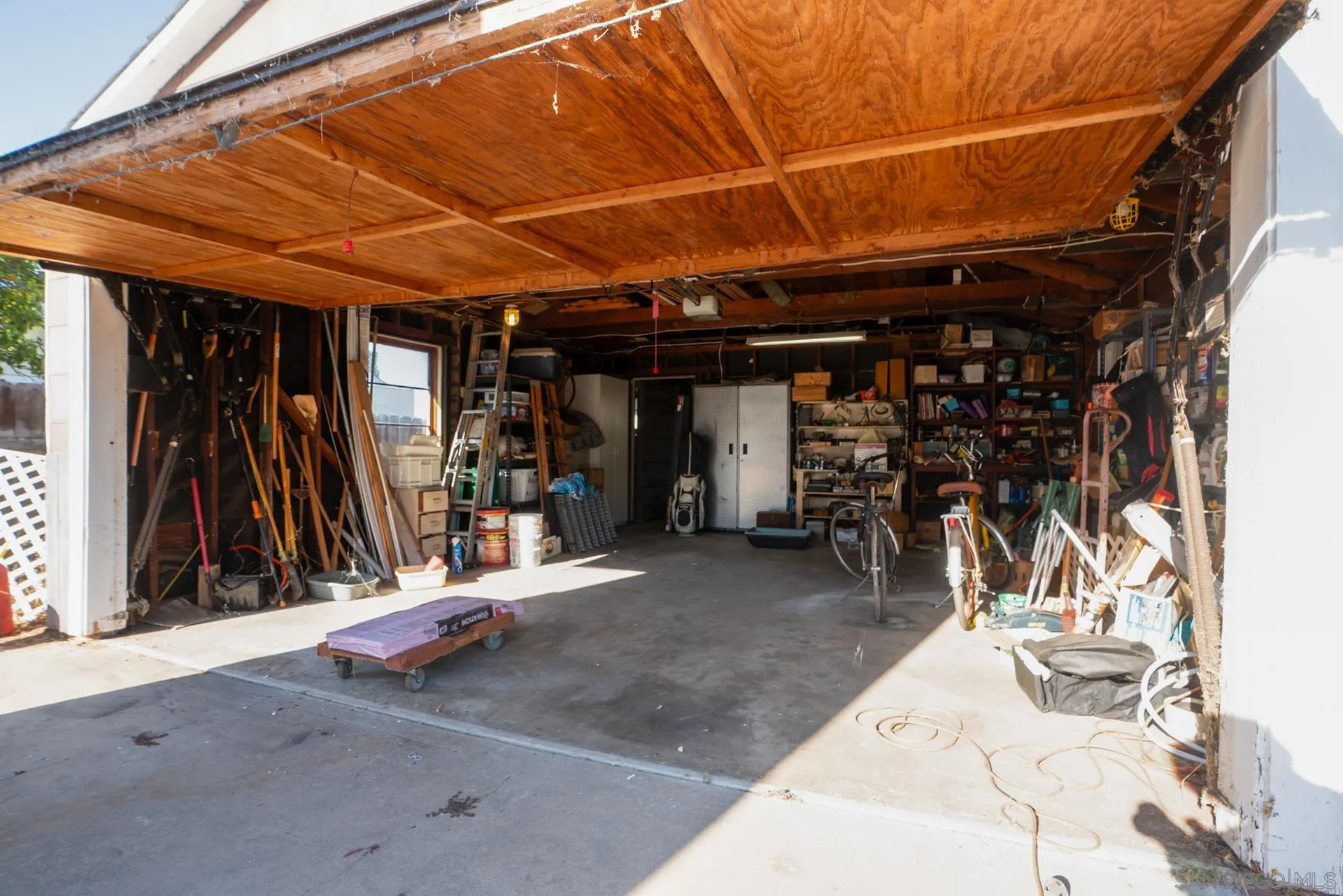 https://cdn.realtyfeed.com/cdn/127/250039186/43a9d4c3588042a0033ba5eae6d4d5ed.webp