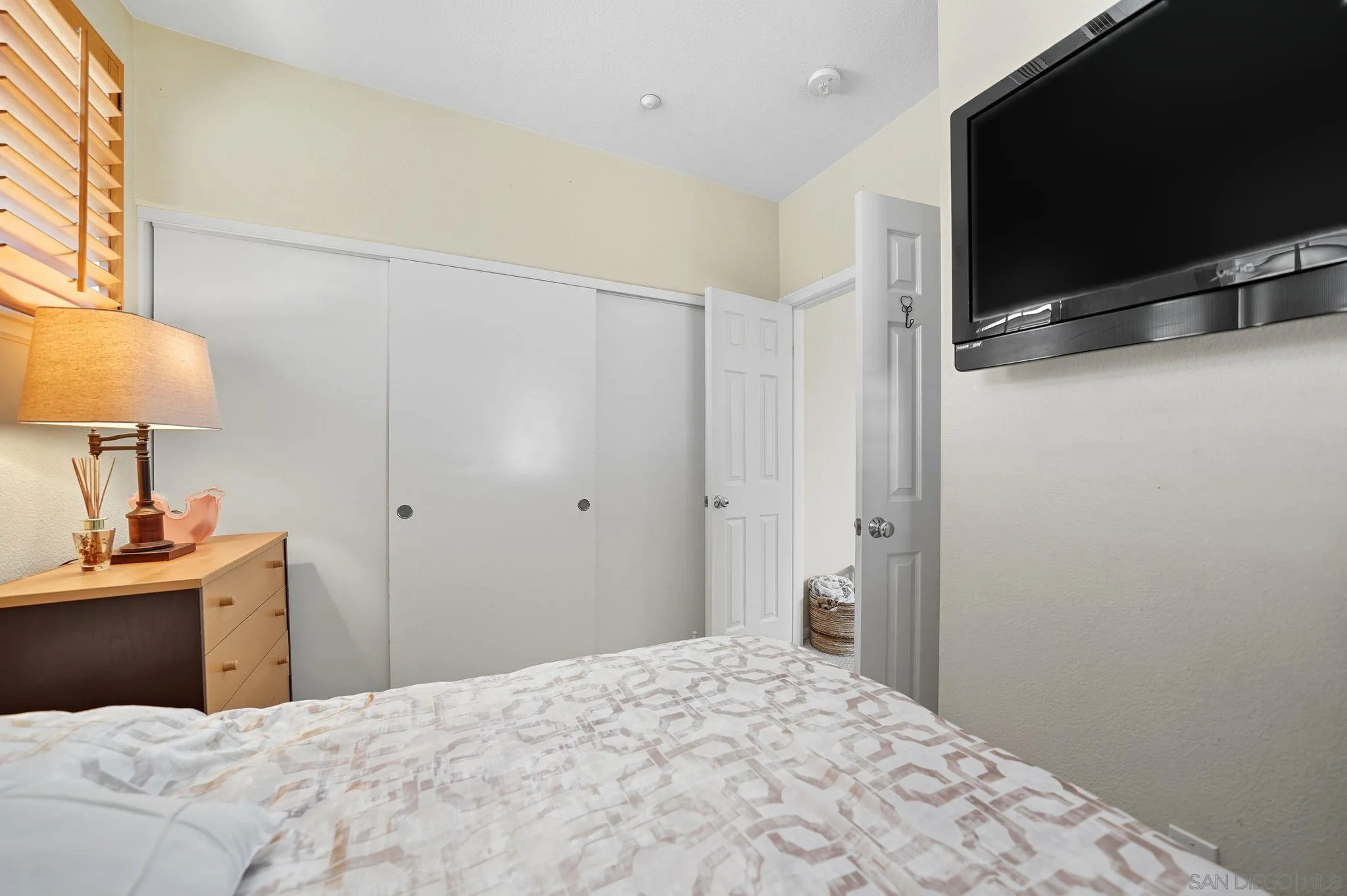 Photo #17: 250039187 Listing: Photo #17