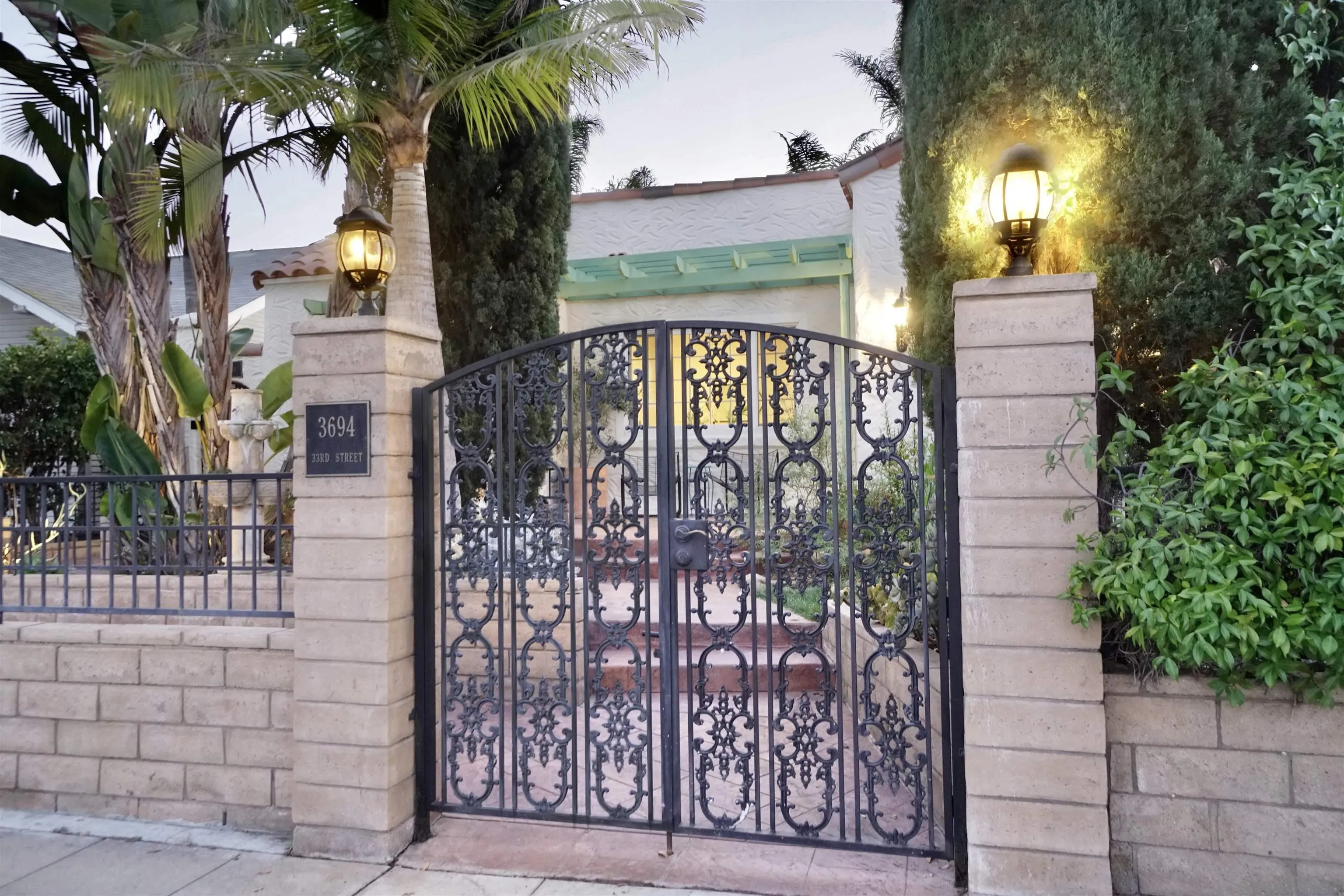 https://cdn.realtyfeed.com/cdn/127/250039195/a8e8c83f5c2a4cf4e677e7ac30eaa332.webp