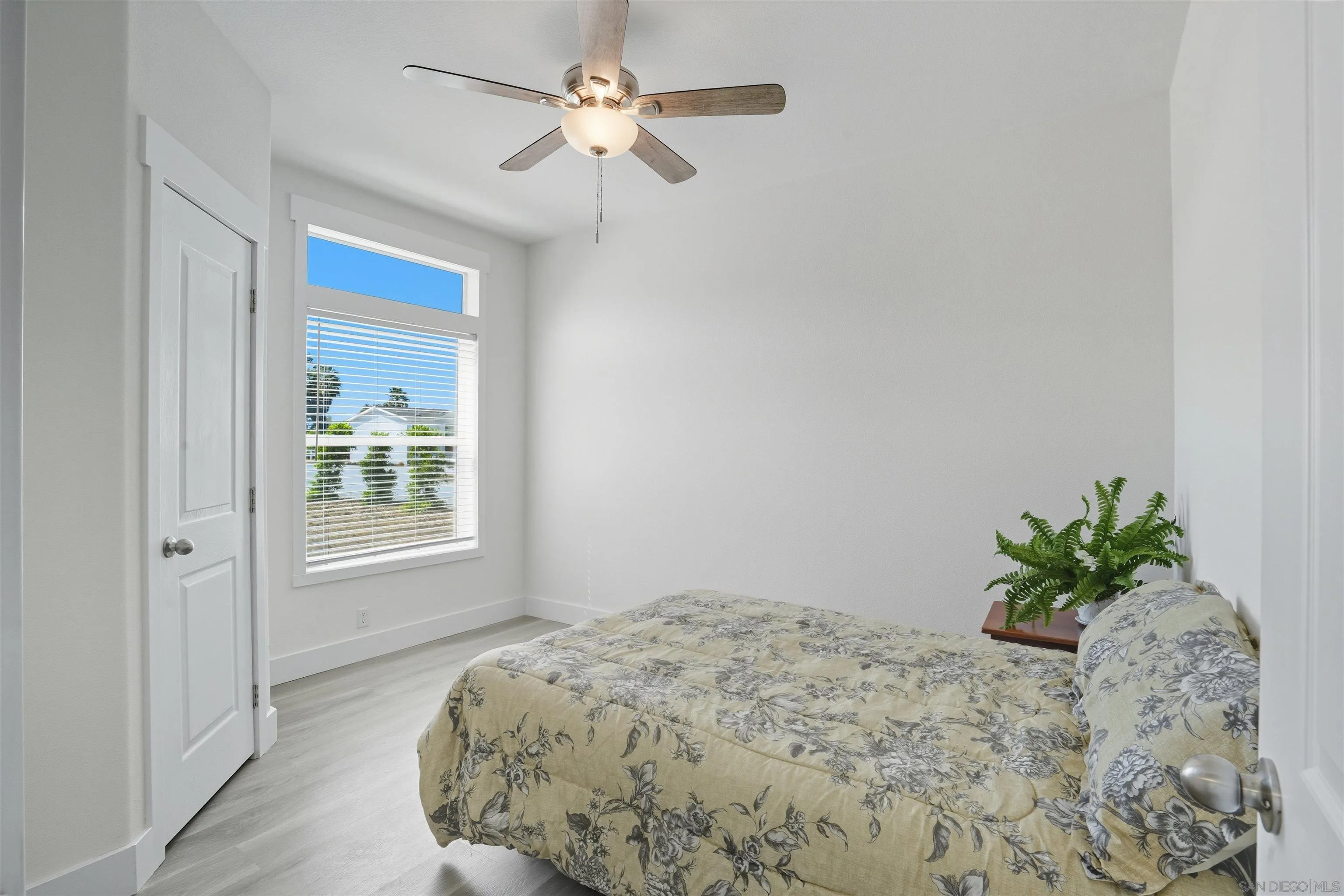 https://cdn.realtyfeed.com/cdn/127/250039200/6b264c0658c04ea58bee9203c1c6687c.webp