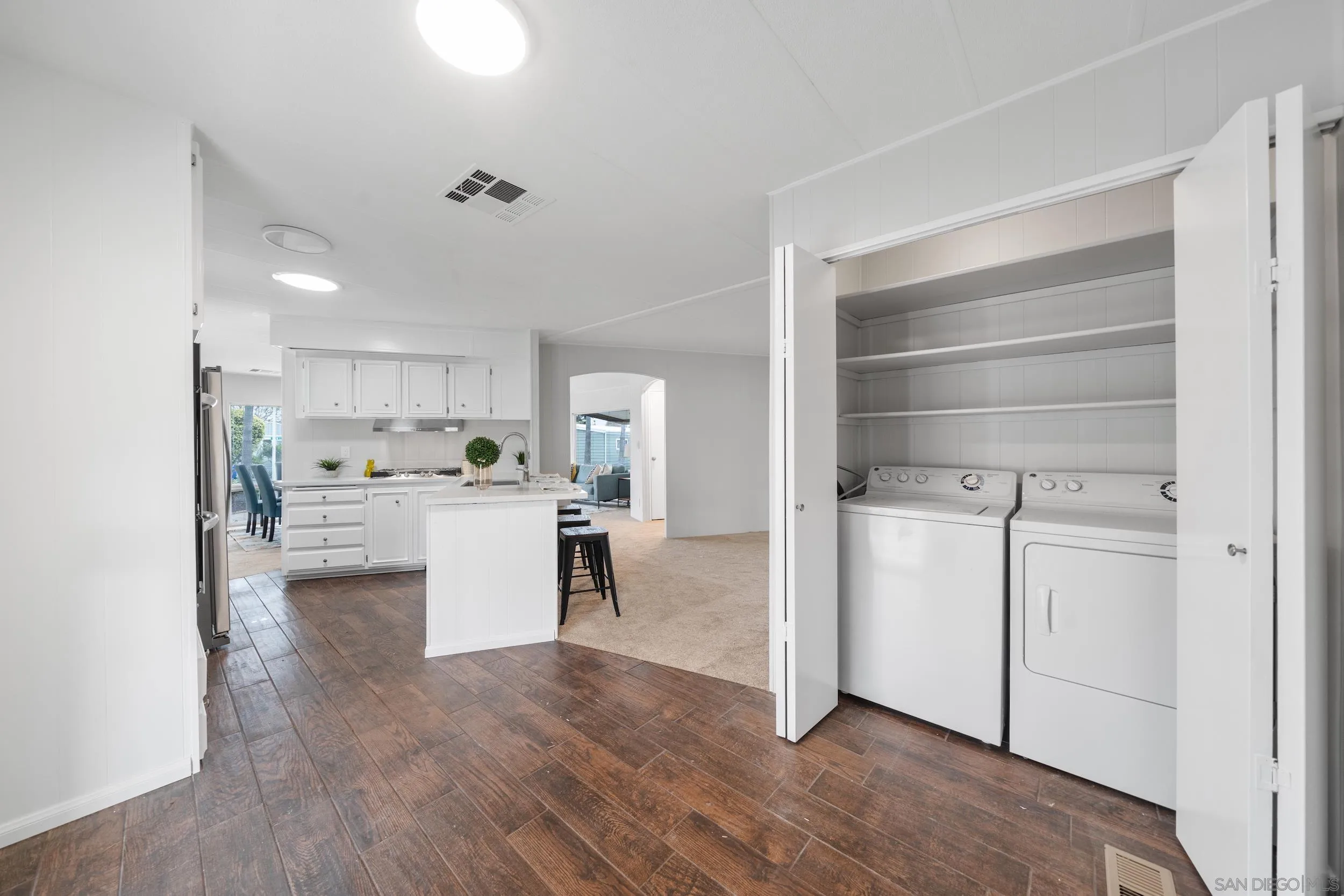 https://cdn.realtyfeed.com/cdn/127/250039203/a0c08b2da375dfad97ed4f3fcd9a5948.webp