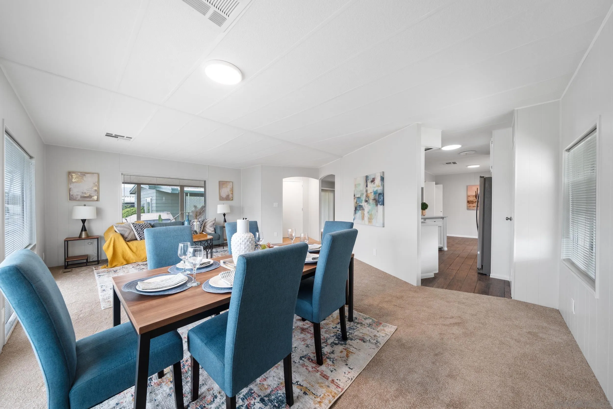 https://cdn.realtyfeed.com/cdn/127/250039203/aeaf26b37867ee64b592dc139c97fec2.webp