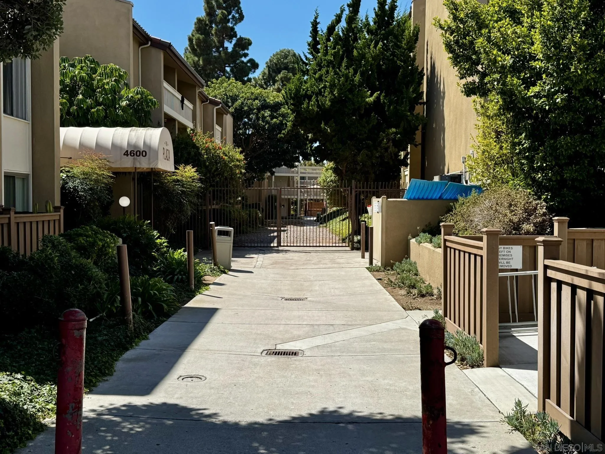 https://cdn.realtyfeed.com/cdn/127/250039206/10d6e2ccd6d563f10f9f5f2e358ac6c6.webp