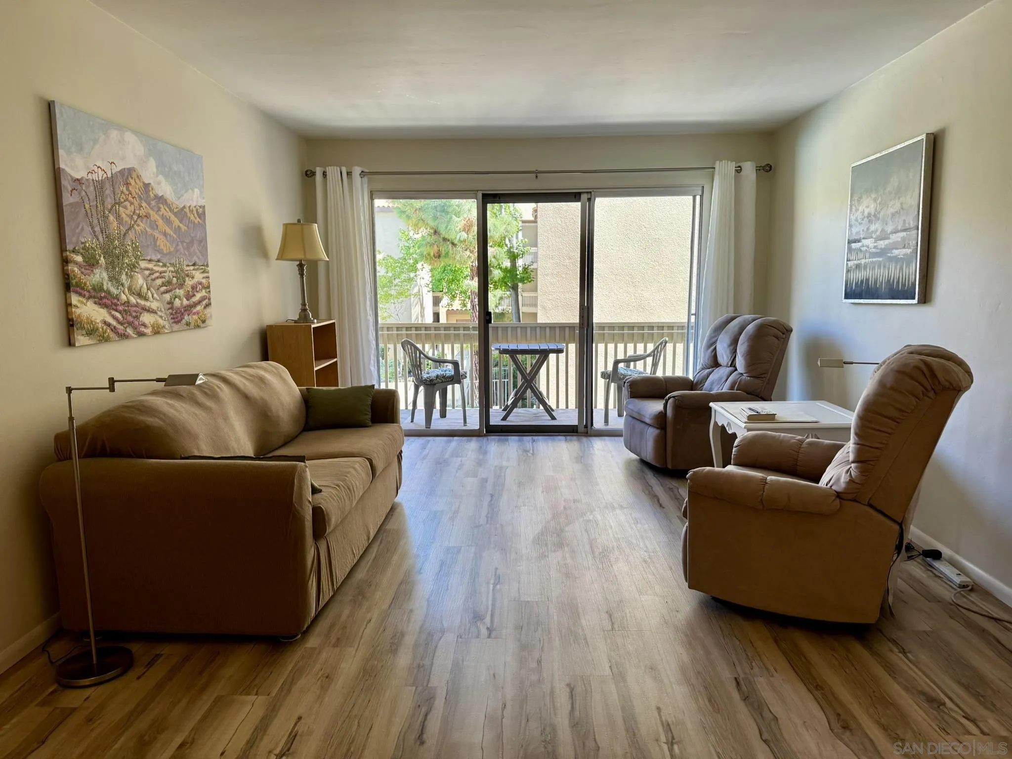 https://cdn.realtyfeed.com/cdn/127/250039206/cfc738391c751ed74a9b92012ef75a63.webp