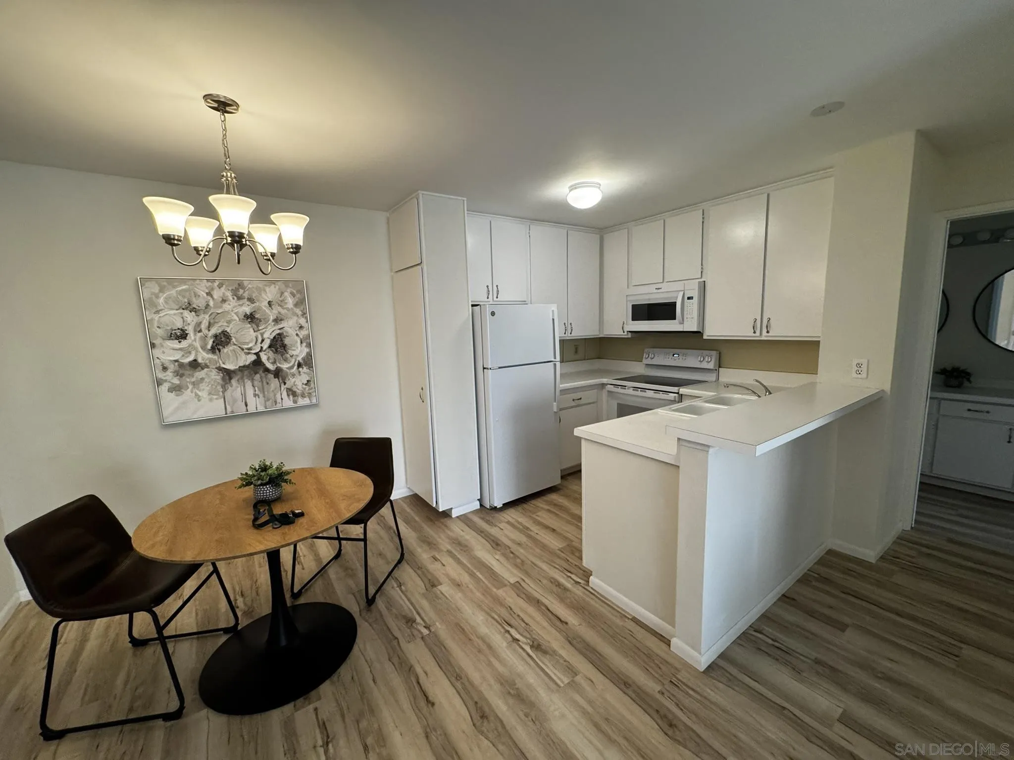https://cdn.realtyfeed.com/cdn/127/250039206/d53356a1a7e4e20d2b9cdafbb9908251.webp