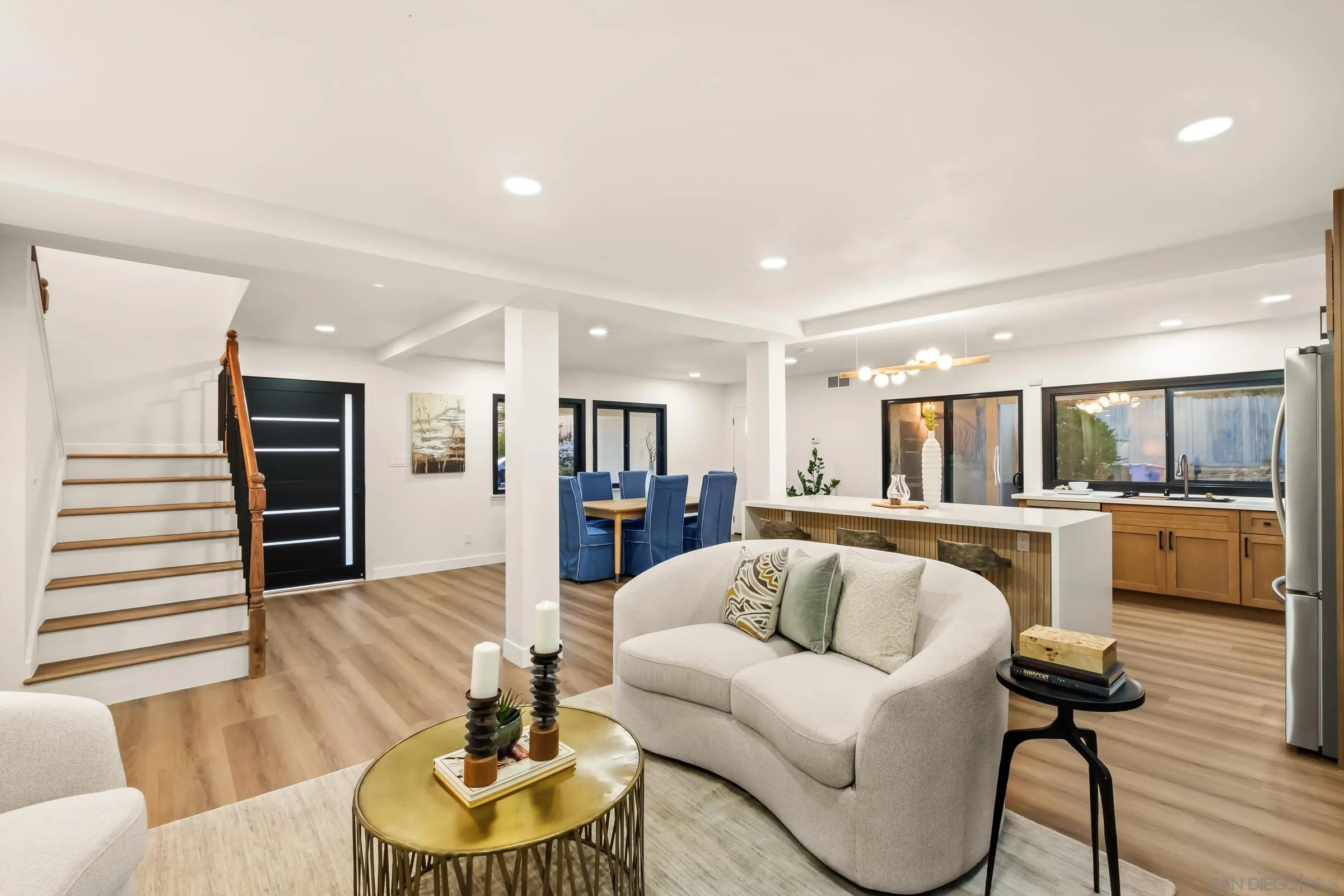 https://cdn.realtyfeed.com/cdn/127/250039210/b3e042718b51d36f46d83094de60aeb6.webp