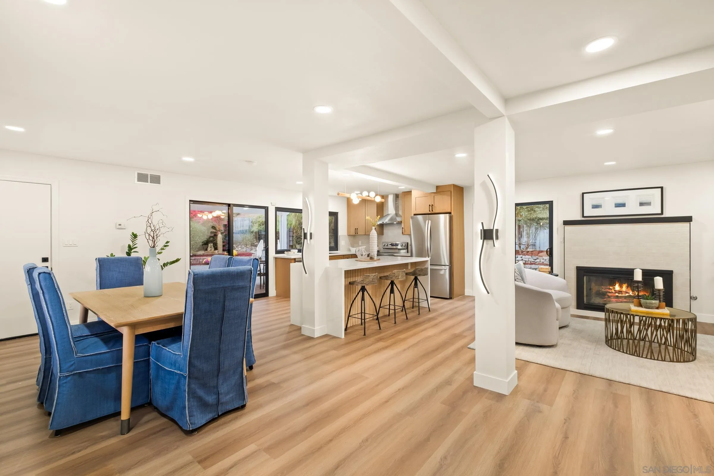 https://cdn.realtyfeed.com/cdn/127/250039210/e1d2621b3bfb22b322b0f72e7ebfd3ba.webp
