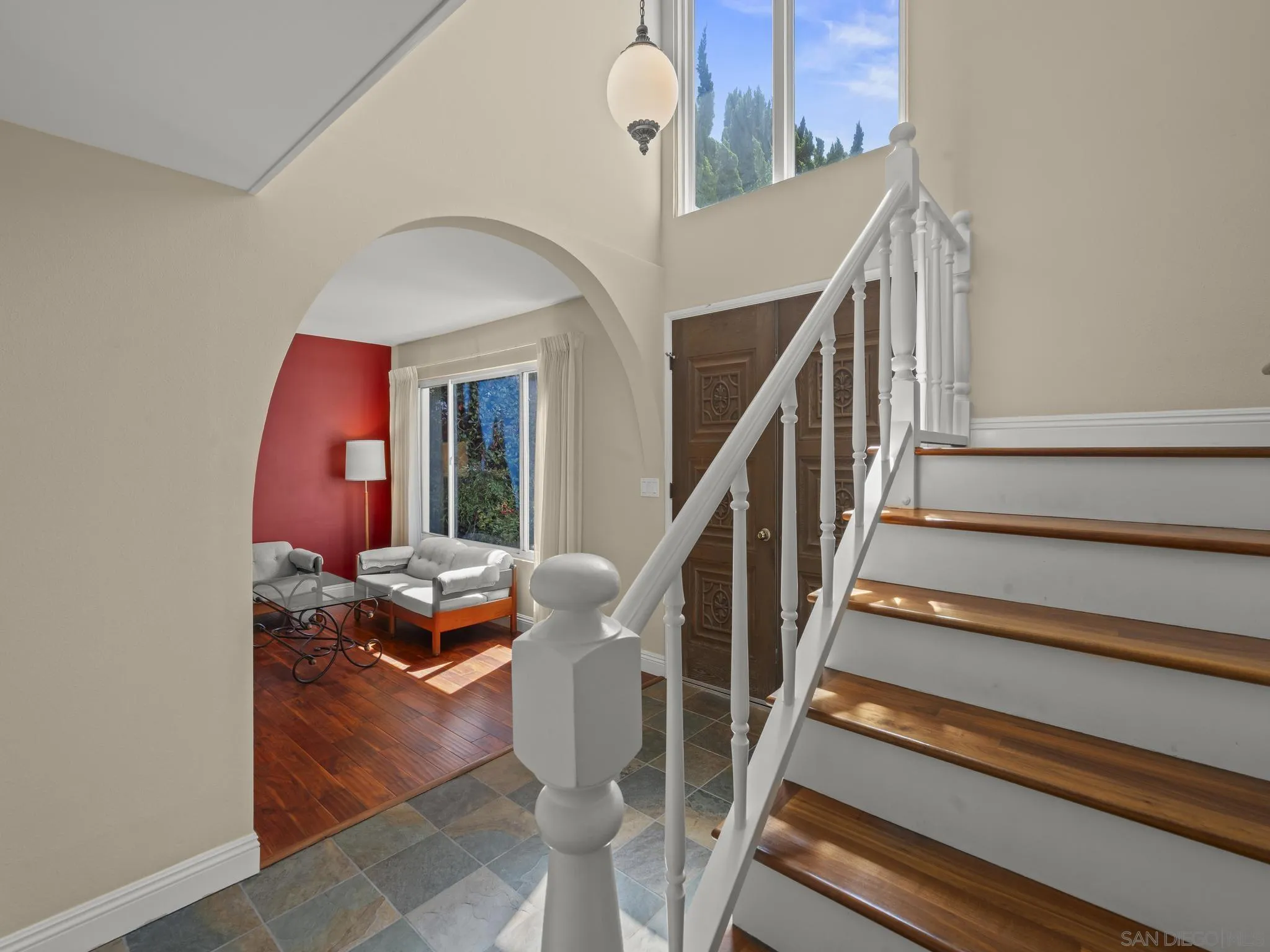 https://cdn.realtyfeed.com/cdn/127/250039211/1a817c94c6c8136fee9c87d7ad7b2e4c.webp