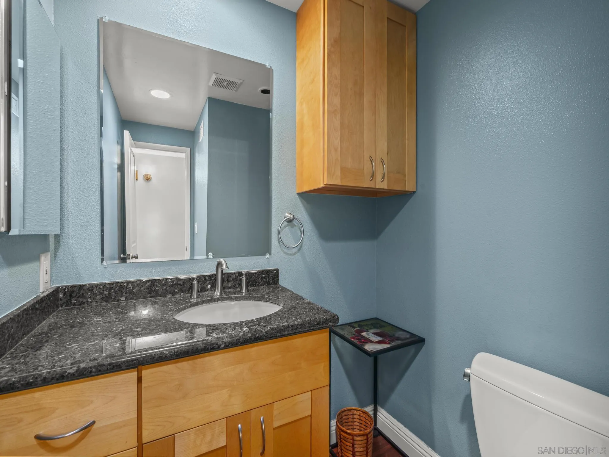 https://cdn.realtyfeed.com/cdn/127/250039211/e00571934a0a247996e20fbd008c3ffc.webp