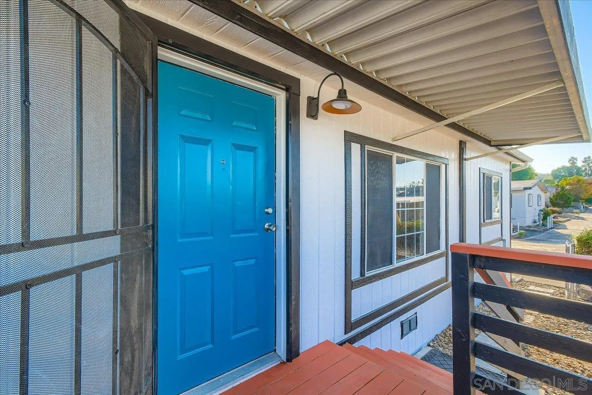 https://cdn.realtyfeed.com/cdn/127/250039212/c51492856497ddc3b01bef9849451161.webp