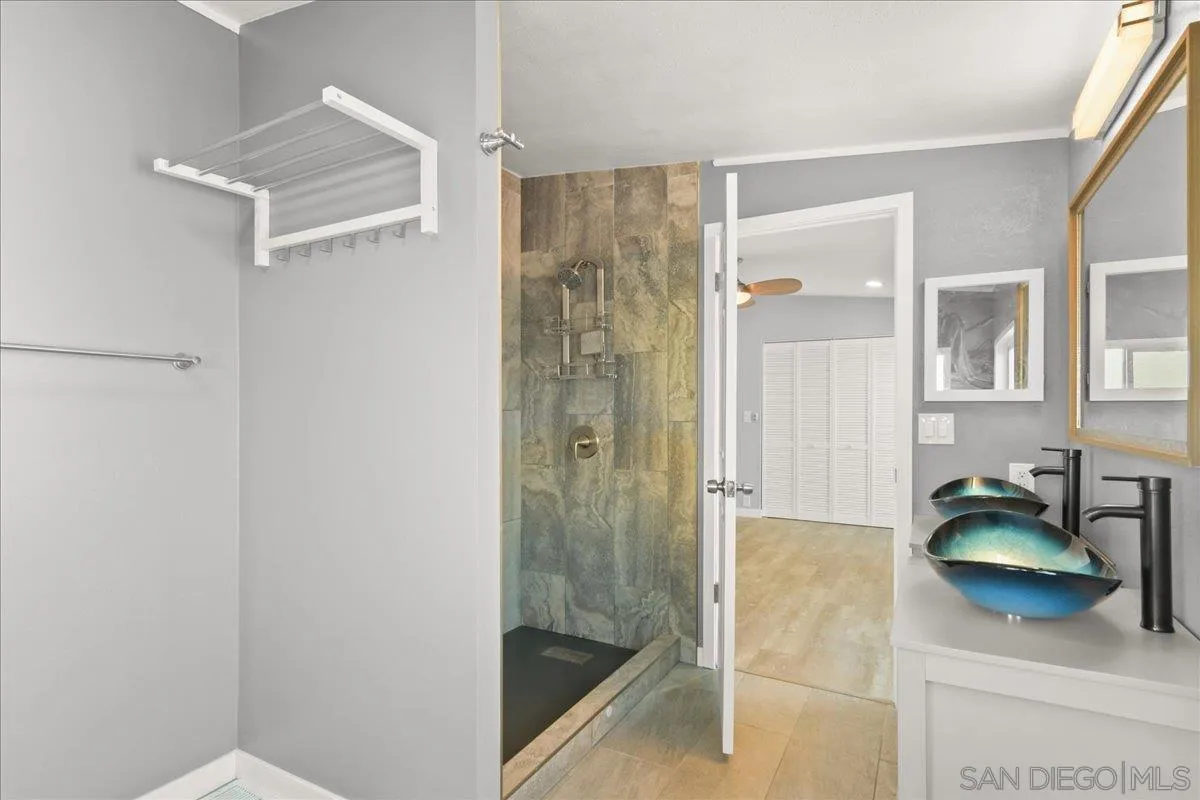 https://cdn.realtyfeed.com/cdn/127/250039212/f6282176f8b40889c3112d28b9f89df6.webp
