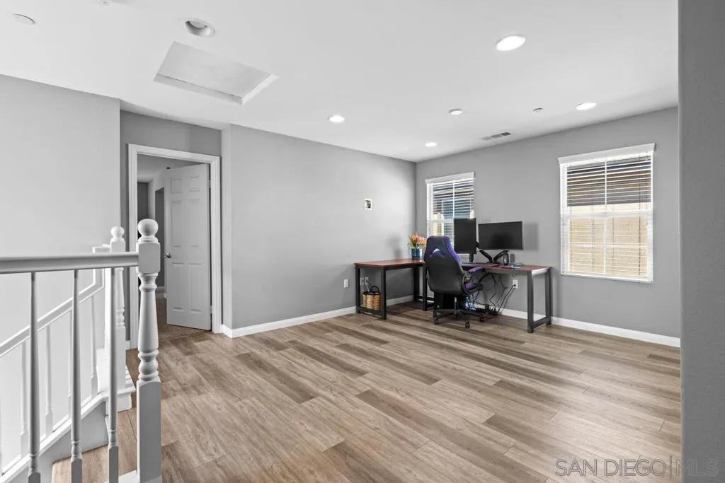 https://cdn.realtyfeed.com/cdn/127/250039219/2b1f48b38673b9e8e93f2856e24c2261.webp