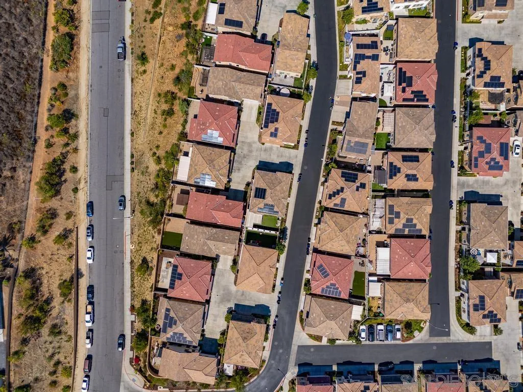 https://cdn.realtyfeed.com/cdn/127/250039219/2eab81a795ee197da4ea58c3ebb8b43e.webp