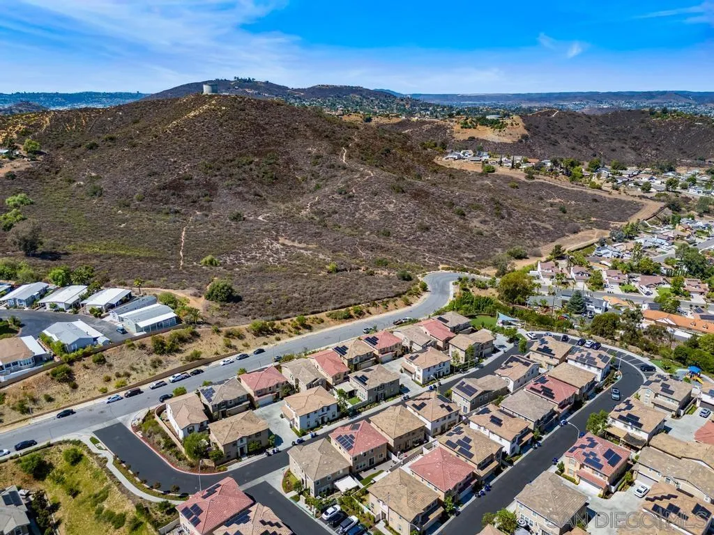 https://cdn.realtyfeed.com/cdn/127/250039219/75268787c3502effe2a321c5123f1ac5.webp