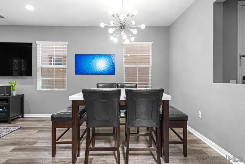 https://cdn.realtyfeed.com/cdn/127/250039219/9a96c8c48aa409c152a7958bcae7370f.webp