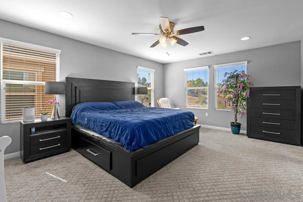 https://cdn.realtyfeed.com/cdn/127/250039219/ba1e121acdbc1550ad2b48ae31dfb4fb.webp