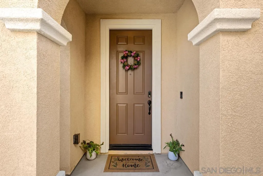 https://cdn.realtyfeed.com/cdn/127/250039219/eaa0b7e577cbf902cab98de3ae6f06c5.webp