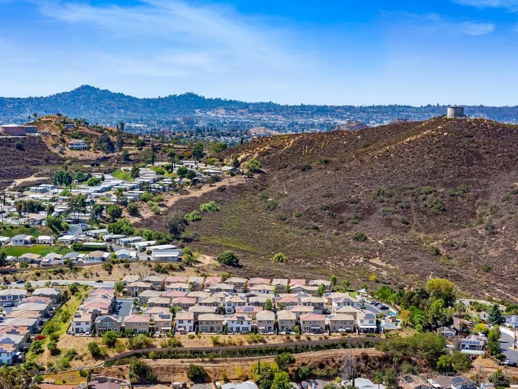 https://cdn.realtyfeed.com/cdn/127/250039219/ead7d3272bcfec6ad4ddcb1a238add90.webp