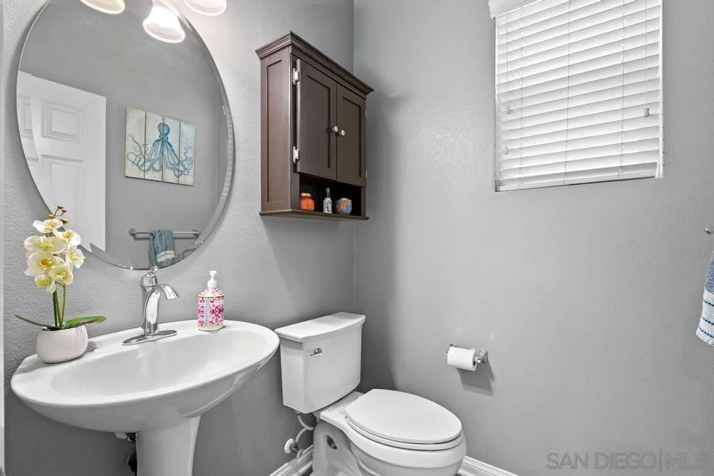 https://cdn.realtyfeed.com/cdn/127/250039219/ef8082ef2695de460245c02ef62075a1.webp