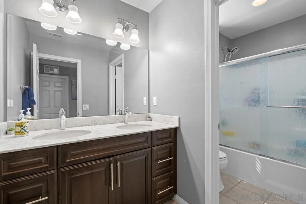https://cdn.realtyfeed.com/cdn/127/250039219/fda62843a744c26c41a6bc03d14d82da.webp